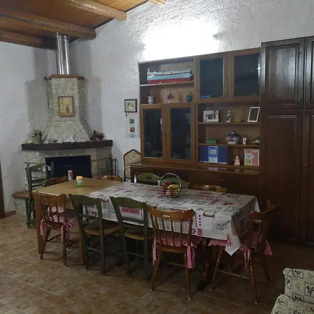 Rustico Tra I Mandorli Holiday home *